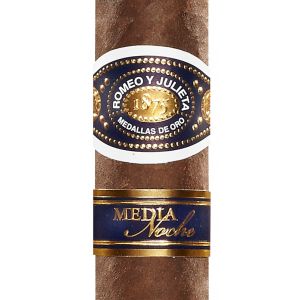 Romeo y Julieta Media Noche Robusto