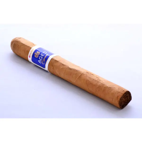 Dunhill Aged Dominican Condado Review | Premium Cigar of the Month