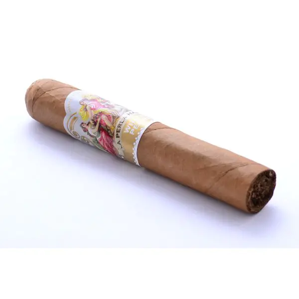La Perla Habana White Pearl Robusto Review